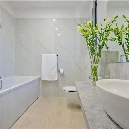 Luxury Raquel Solta With Pool & Gym Steps From The Sea * Nečujam