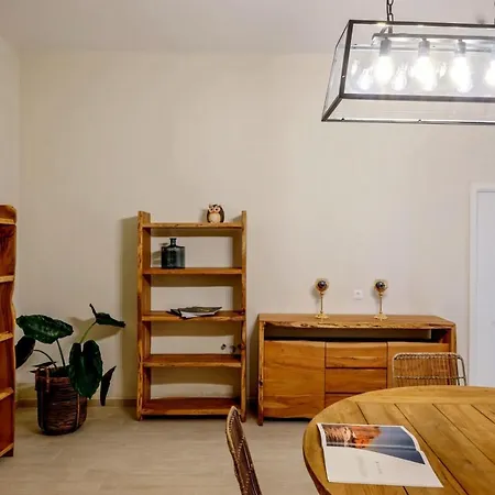 Luxury Beachfront Raquel With Private Pool & Gym At Solta, Croatia Villa Necujam